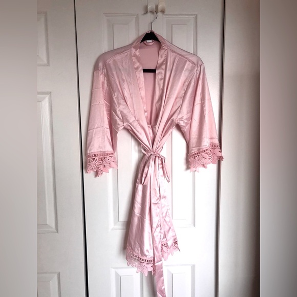 NEW! Satin Pink Robe - Picture 3 of 11